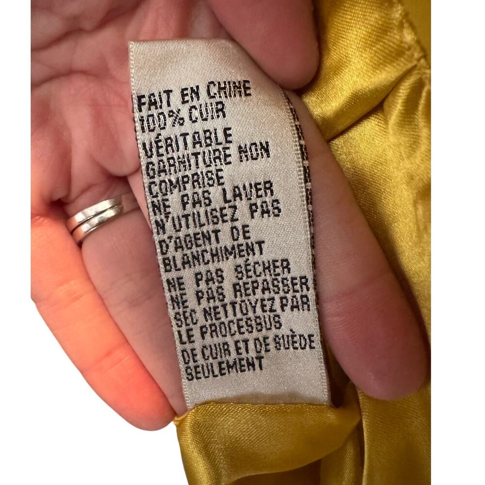 Peter Nygard Cropped Jacket - Picture 5 of 5